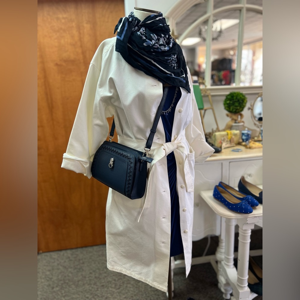 Vintage Chanel Spa Robe - Picture 9 of 12